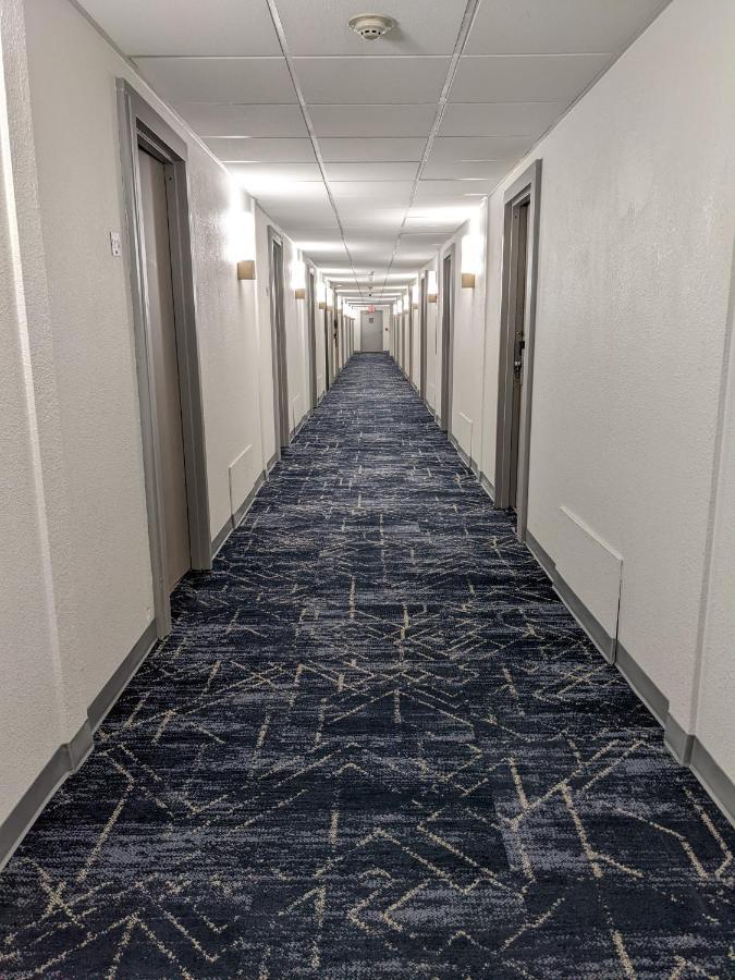 Comfort Inn Philadelphia International Airport West Честер Екстер'єр фото