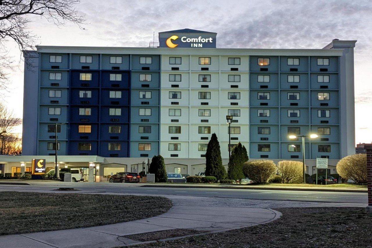 Comfort Inn Philadelphia International Airport West Честер Екстер'єр фото