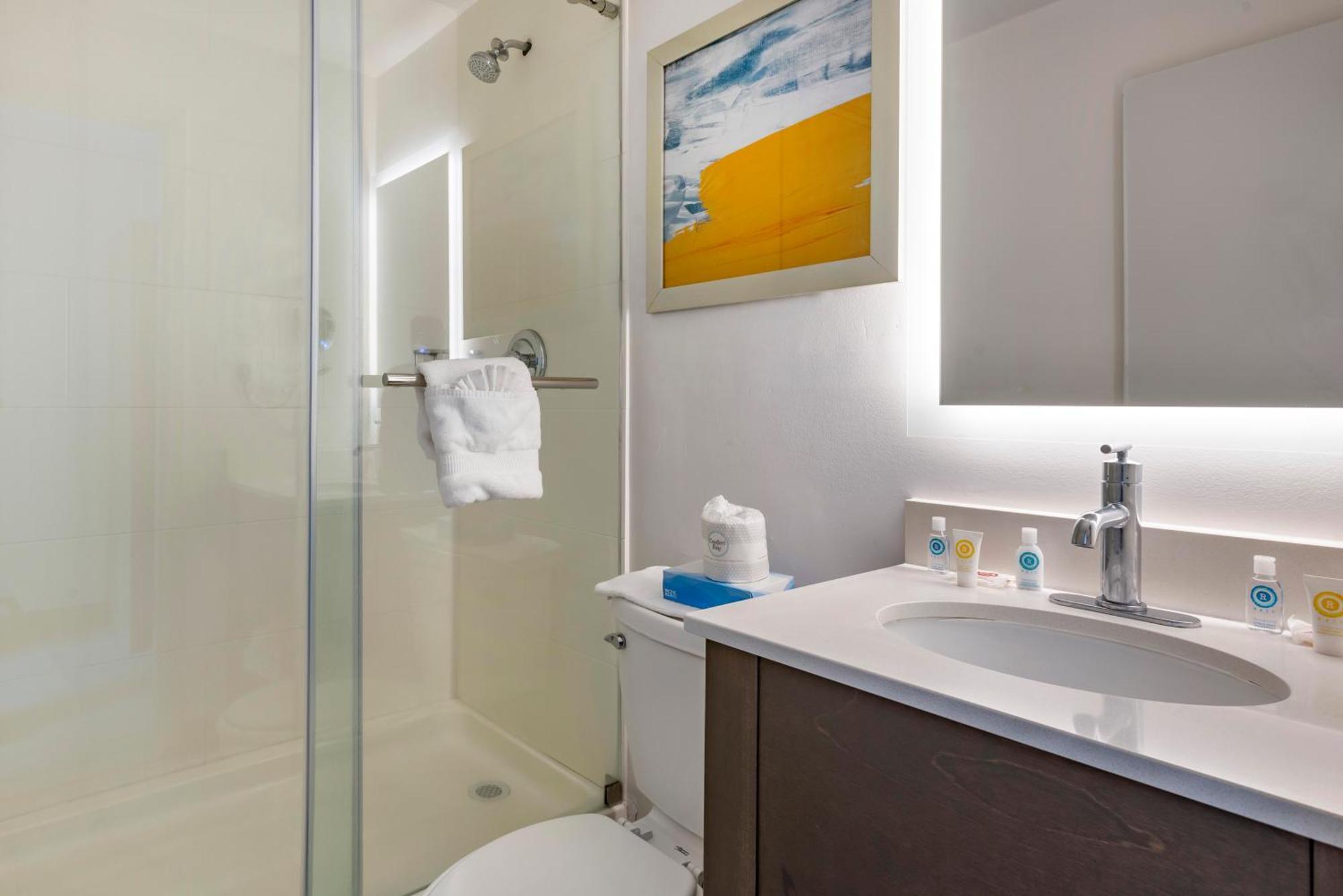 Comfort Inn Philadelphia International Airport West Честер Екстер'єр фото