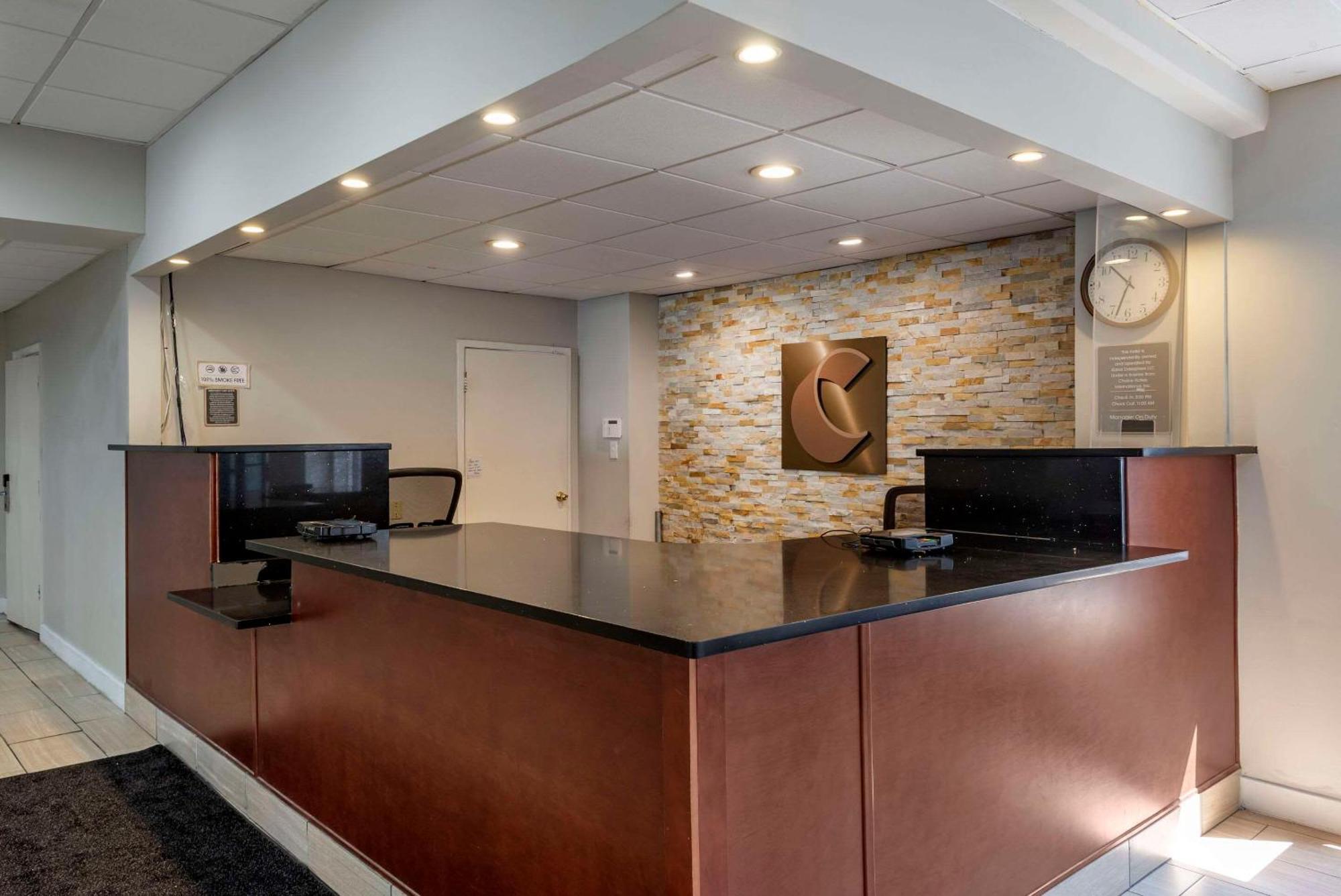 Comfort Inn Philadelphia International Airport West Честер Екстер'єр фото