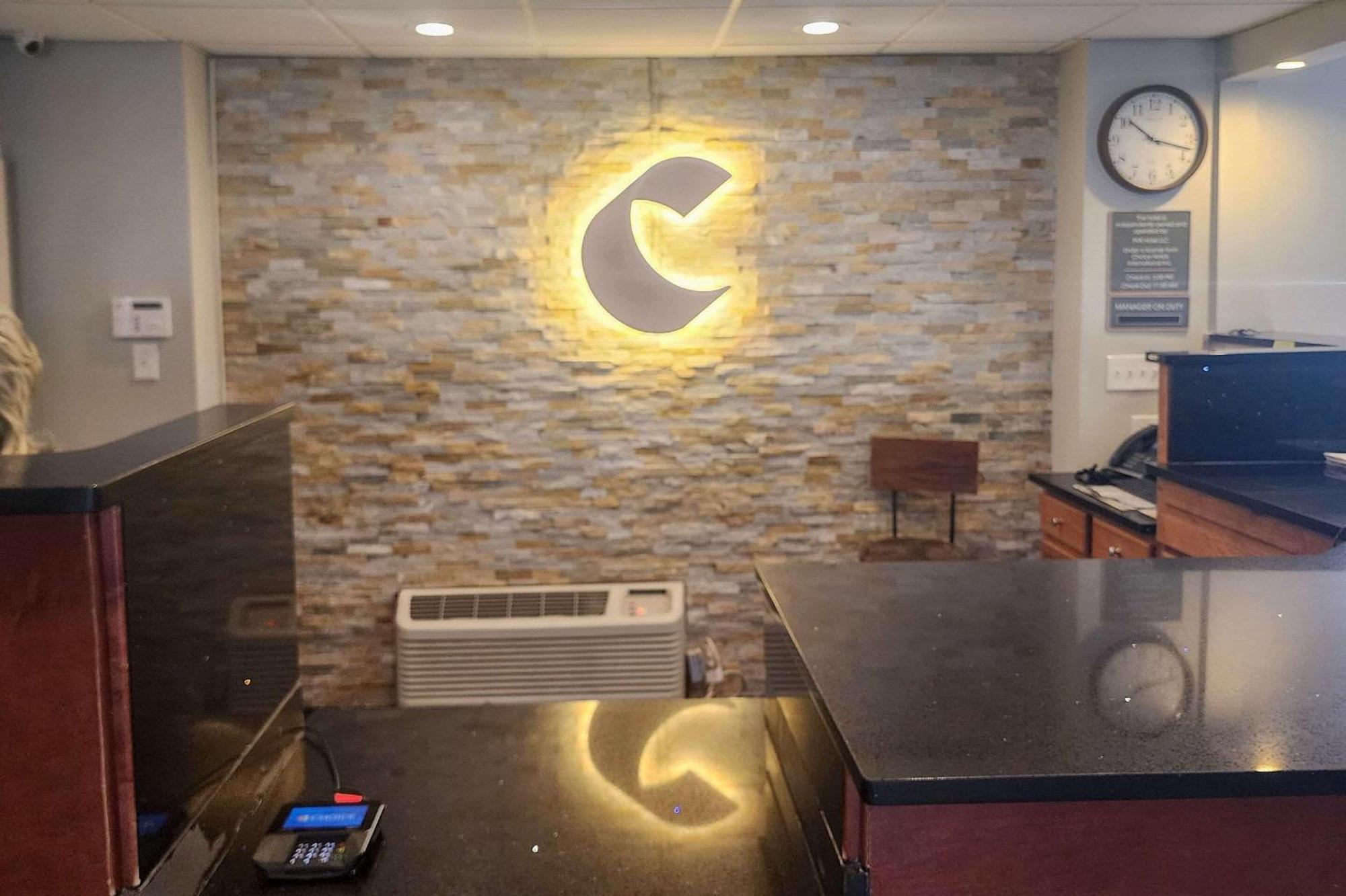 Comfort Inn Philadelphia International Airport West Честер Екстер'єр фото