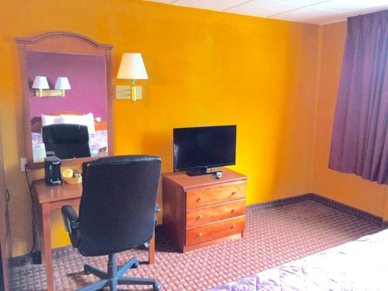 Comfort Inn Philadelphia International Airport West Честер Екстер'єр фото