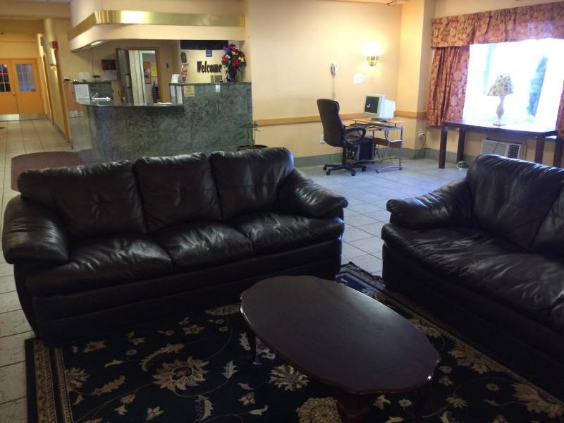 Comfort Inn Philadelphia International Airport West Честер Екстер'єр фото