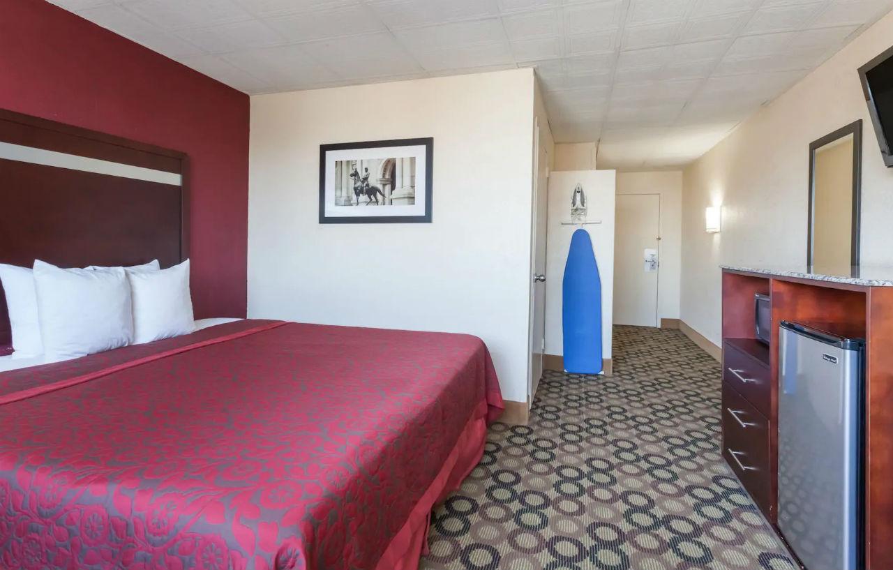Comfort Inn Philadelphia International Airport West Честер Екстер'єр фото